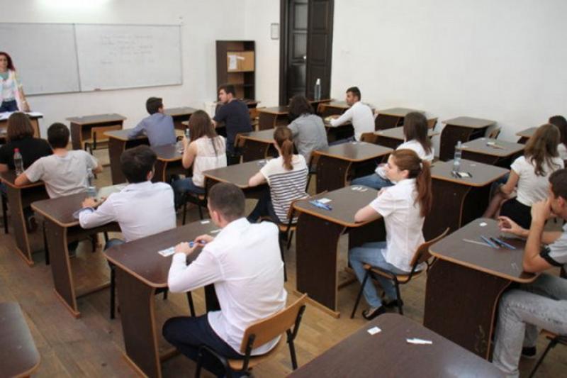 Prima zi de BAC: Proba de evaluare a competențelor la limba română din cadrul examenului de bacalaureat naţional, sesiunea iunie-iulie 2017