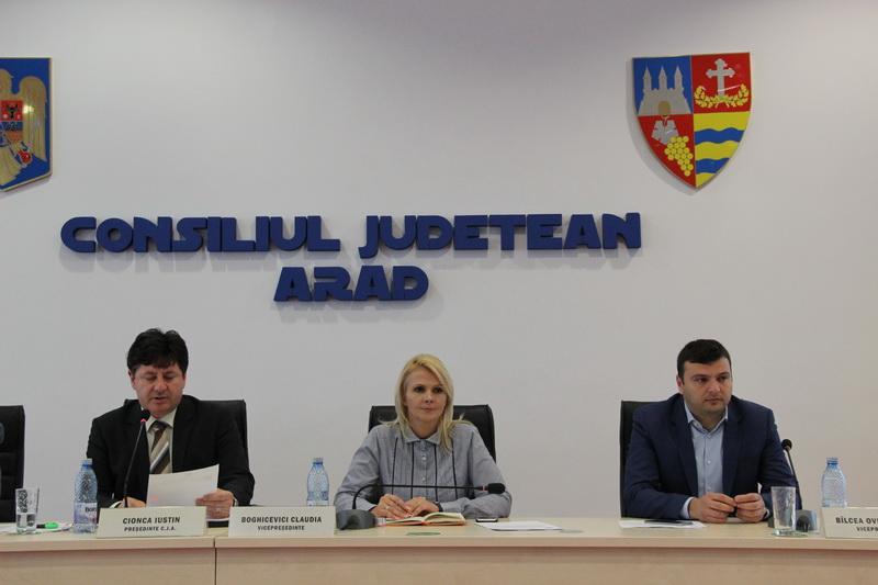 Bilanțul primului an al echipei Cionca-Bîlcea-Boghicevici la conducerea Consiliului Județean Arad