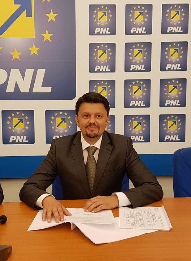 Ionel Bulbuc (PNL): „Consilierii PSD fac casting la Filarmonică! Își vor pilele angajate!”