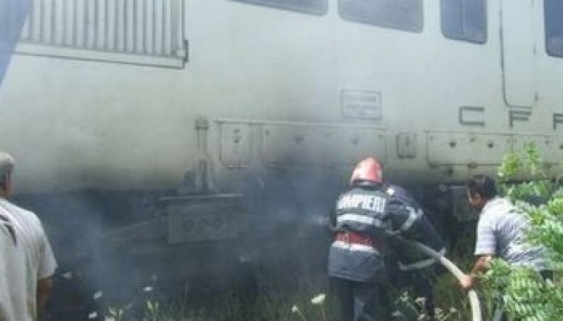 O locomotivă a luat foc la Bătuța !