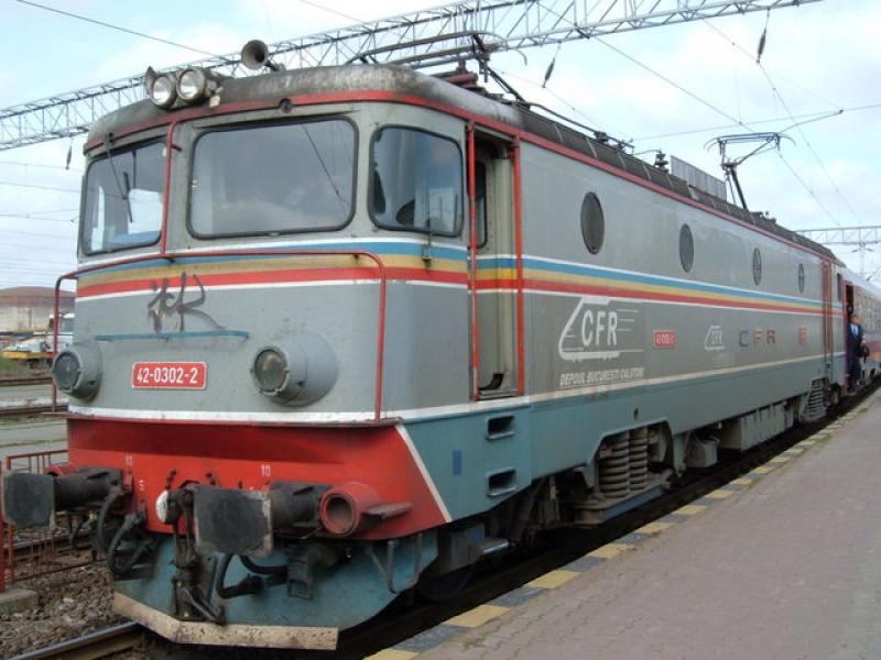 CFR scade viteza trenurilor cu 20-30 km/h 