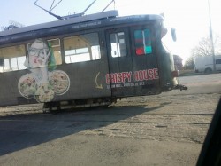 Un tramvai a sărit de pe şine sâmbătă în zona strandului Bidi