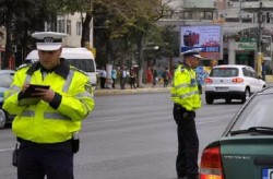 Cinci arădeni depistaţi în trafic fără permis de conducere