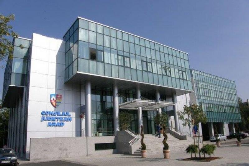 Consiliul Judeţean Arad cooptează companiile multinaţionale şi investitorii străini în Strategia de Dezvoltare a Aradului