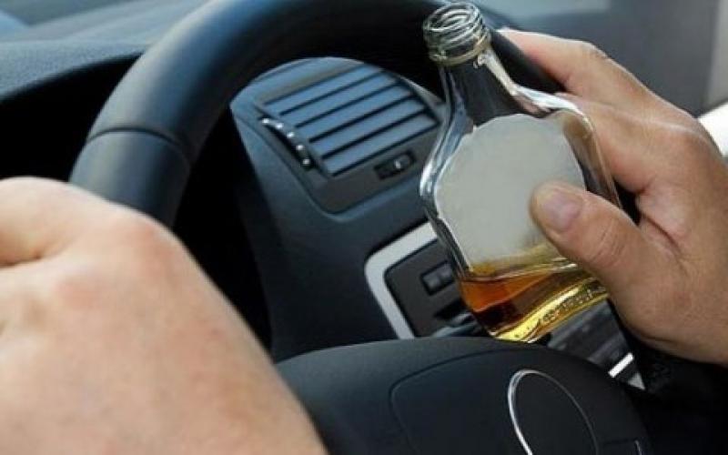 O femeie și trei bărbați, depistați în trafic sub influența alcoolului