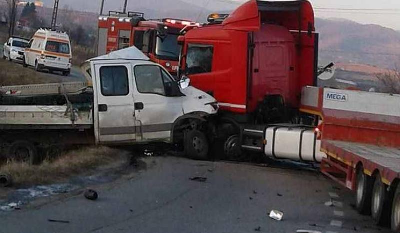 Accident mortal pe şoseaua Arad-Oradea ! Un bărbat de 52 de ani a murit !