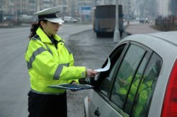 Depistat în trafic conducând un autoturism neînmatriculat