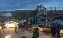 Accident grav în această seară ! O gravidă şi o fetiță de 2 ani au murit !