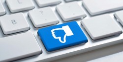 După mult timp, Facebook va avea opţiunea „dislike”!