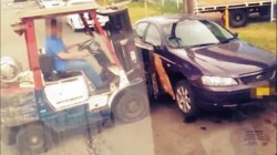 Cum au furat doi tineri o maşină cu motostivuitorul