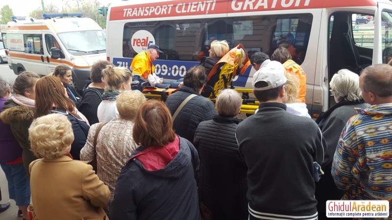 Femeie accidentată la spate, într-un microbuz ce transporta pasageri la Real !