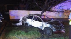 Accident cumplit produs de un tânăr de 19 ani! Două persoane au murit carbonizate. Şoferul a fugit de la locul tragediei! 