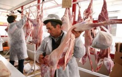 Direcţia Sanitară Veterinară şi Siguranţă a Alimentelor Arad (DSVSA) cu ochii pe comercianţii de produse specifice Sărbătorilor Pascale