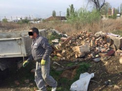 Bizonii molozurilor caută noi locuri unde să nu fie prinşi de Poliţia Locală, acum vor să invadeze zona Micălaca