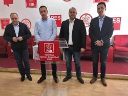 “Cei patru fantastici” parlamentari PSD din Arad se laudă cu gratuităţile date de guvern şi cu măririle de salarii pe banii administraţiilor locale