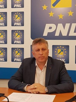 Valentin Bot, primar PNL: „Continuăm dezvoltarea comunei Șiria!”