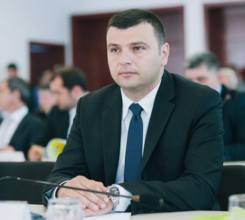 Sergiu Bîlcea (PNL):”Taberele din PSD vor să confişte Guvernul în interes propriu!”