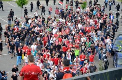 Ultras Arad anunţă că deplasarea la Timişoara se face cu autocarele!