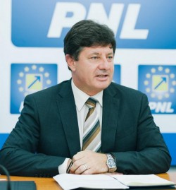Iustin Cionca: „Din anul 2012 pasajele Aradului sunt un monument al neputinţei PSD”!