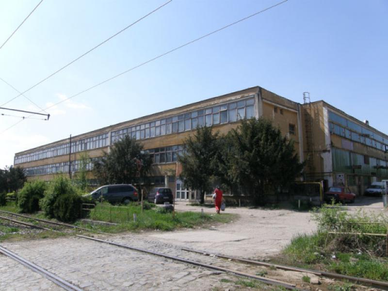 Primăria vrea să înfiinţeze muzeul fabricii de păpuşi Arădeanca !
