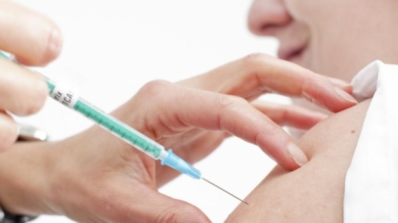 Campanie de promovare a vaccinului antirujeolic în oraşele şi satele din judeţul Arad
