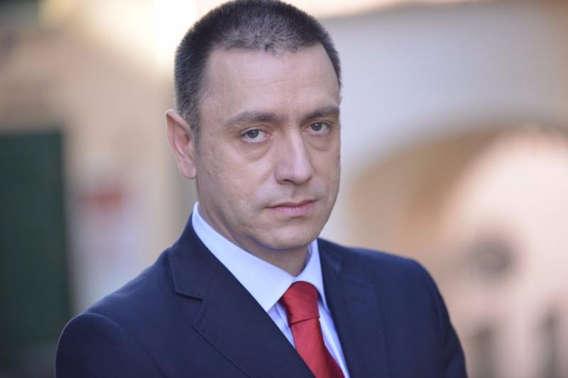 Ministrul Economiei, Mihai Fifor, dă o lovitură grea  patronatelor. Mii de muncitori riscă să rămână fără locuri de muncă