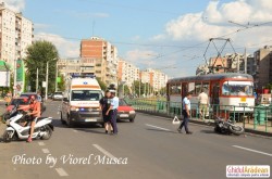 Accident cel puţin ciudat pe Calea Aurel Vlaicu (FOTO)
