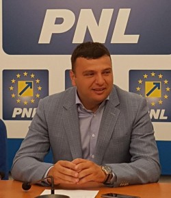 Sergiu Bîlcea(PNL): „Administrația PNL a demarat proiectul 100 de străzi pentru Arad”