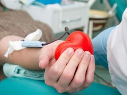 Criză de sânge în spitale! Canicula şi concediile au făcut ca numărul donatorilor să scadă la aproape la jumătate