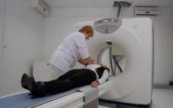 Nu s-a defectat RMN-ul de la Judeţean! PSD, acest Radio Erevan al politicii arădene, a minţit încă o dată arădenii
