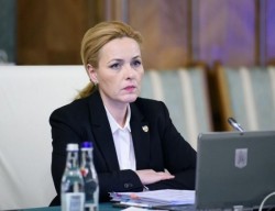 Celulă de criză la nivelul M.A.I. Ministrul Carmen Dan vine luni la Timişoara şi Arad să evalueze pagubele după urgia de duminică