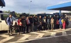 Alţi şaptesprezece irakieni şi iranieni prinşi pe câmp încercând să treacă în Ungaria 