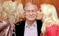 Hugh Hefner, fondatorul revistei Playboy a MURIT la vârsta de 91 de ani