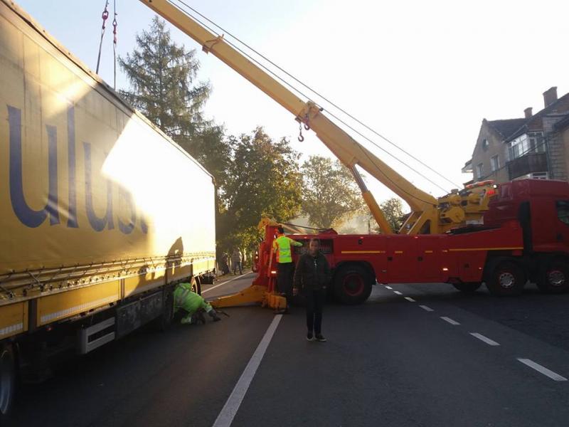 DN7, blocat în această dimineaţă în zona localităţii Bârzava