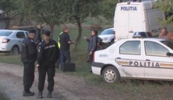 O adolescentă cu probleme psihice a isterizat autorităţile din Arad după ce a dispărut în pădure