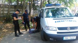 Ţigări de contrabandă confiscate de jandarmii arădeni din zona pieţei Fortuna