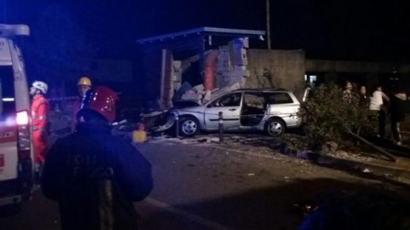 Accident sângeros în Italia! Cinci români, victimele unui accident devastator! Doi minori decedaţi – FOTO