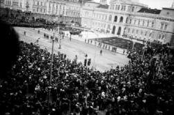 Ceremonii închinate omagierii eroilor arădeni ai Revoluției din Decembrie 1989