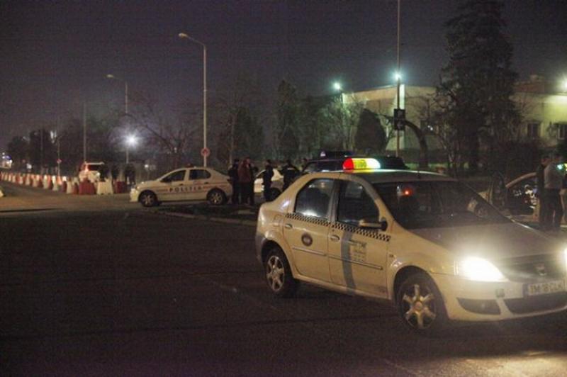 Taximetriștii din Timişoara s-au BĂTUT cu șoferii de la Uber! Locuinţa primarului Robu, păzită de echipaje de poliţie!