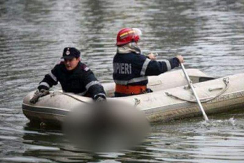 Trupul bărbatului care s-a aruncat cu maşina în lacul Ghioroc a fost găsit