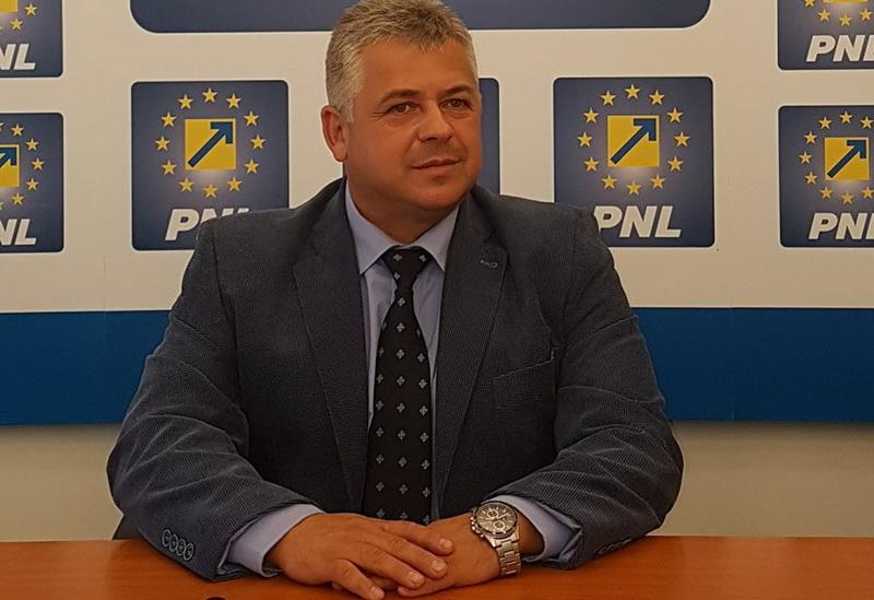 Florin Sari (PNL): „Interesele primarului Turcin cu terenurile din Păuliș sunt cunoscute”