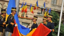 Încă o zi liberă pentru români?! Ziua de 10 mai ar putea redeveni zi de sărbătoare naţională