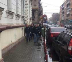 Doi agenți de pază din Arad, reținuți de polițiștii arădeni