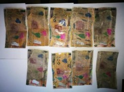 De râsul plânsului! Un bărbat din Vrancea a încercat să îşi facă cumpărăturile cu bancnote trase la Xerox şi colorate cu carioca!