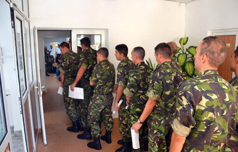 Procesul de recrutare şi selecţie a rezerviştilor voluntari ai Armatei României continuă şi în 2018