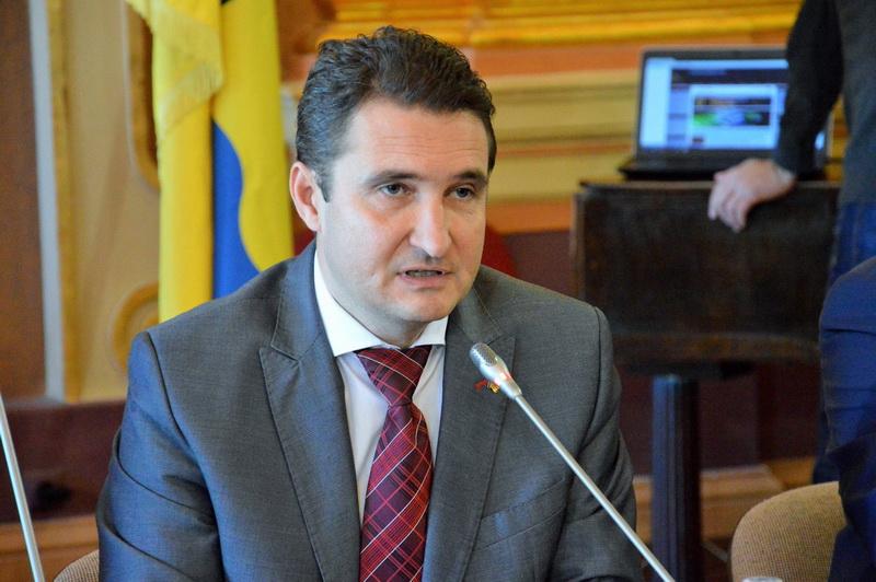 Viceprimarul Bibarț: „Doamnă prefect, domni consilieri PSD vă asumați pierderea în instanță a procesului împotriva Primăriei privind salubrizarea și dezăpezirea!”