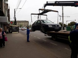 Ai grijă unde-ţi parchezi maşina, s-ar putea să nu o mai găseşti când te întorci! 