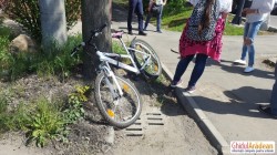 Biciclistă lovită pe trecerea de pietoni, pe Cocorilor