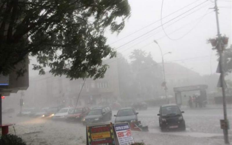 ALERTĂ meteo. Vin ploile în toată țara