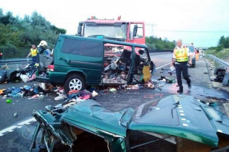 Nouă români au murit într-un groaznic accident rutier, în apropiere de Budapesta
